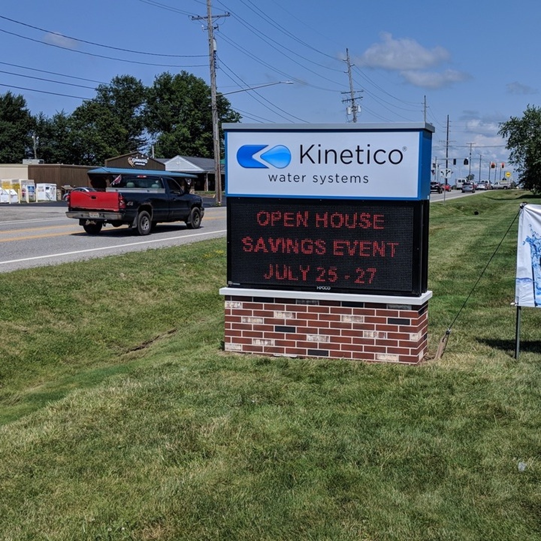 Electronic Message Center Signs in Cleveland